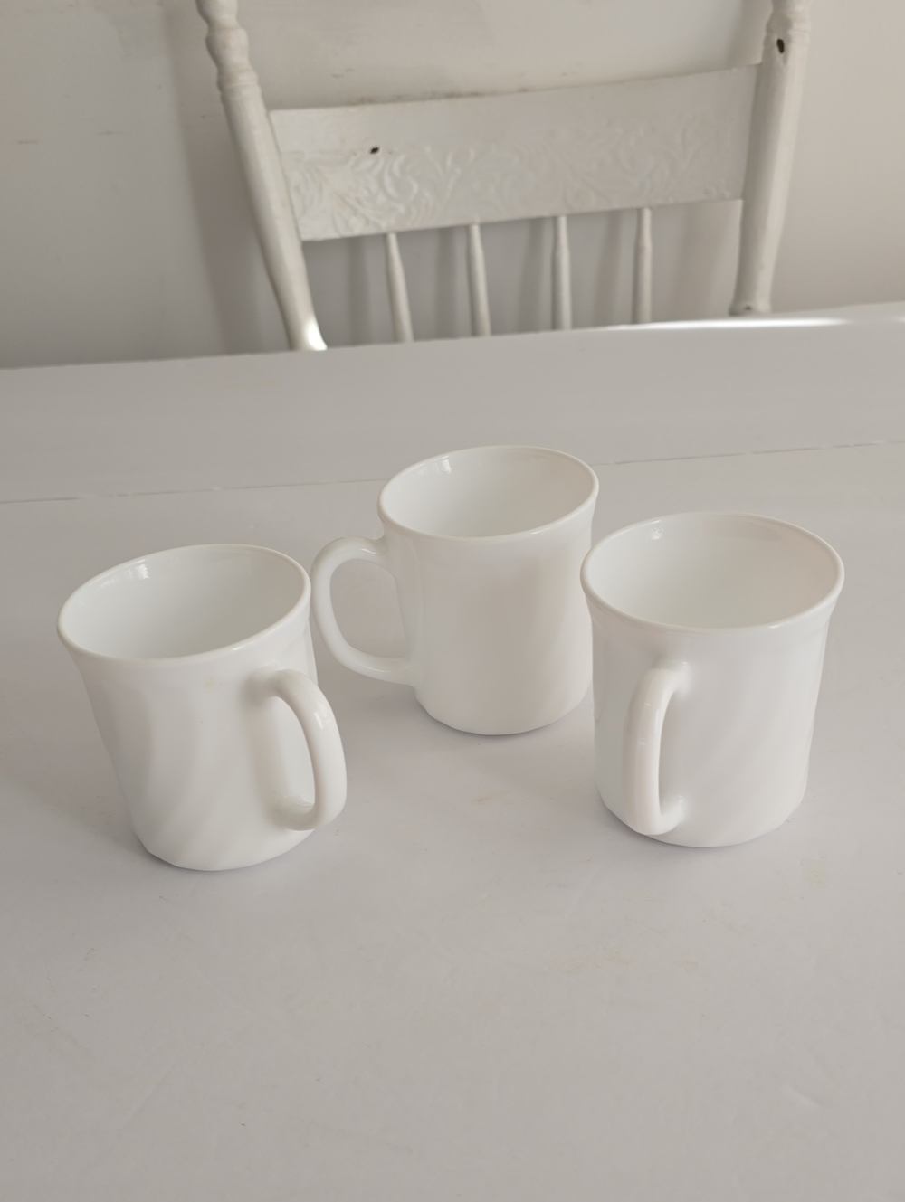Vintage Arcopal Set Of 3 Trianon France White Milk Glass Mugs Swirl